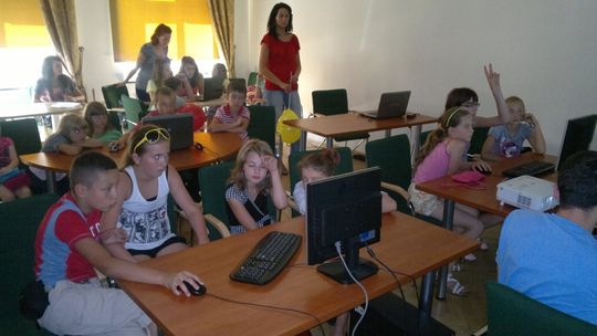 Rozwijali zdolności plastyczno literackie
