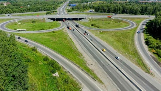 Rusza budowa dróg. Zobacz, co powstanie w naszym regionie. Tomaszów znowu omijają ważne inwestycje