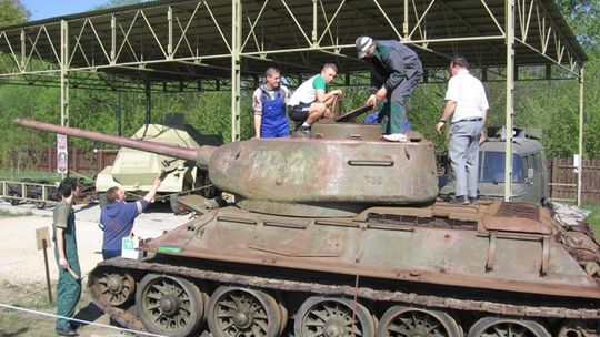 Samochodówka kontra T - 34