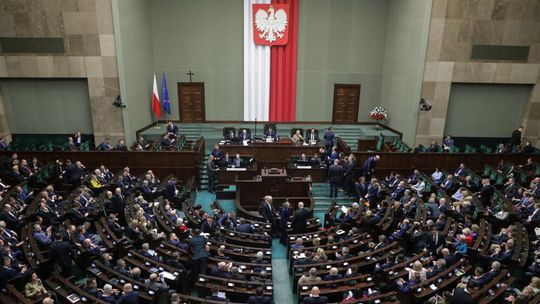 Sejm ma wysłuchać informacji premiera w sprawie bezpieczeństwa Polski