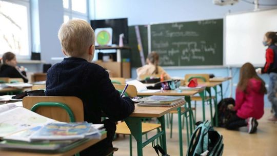 Senat przyjął z poprawkami nowelę Karty Nauczyciela