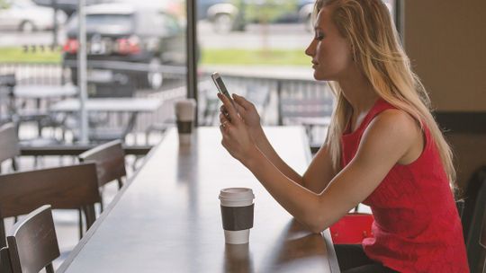 Sexting i nagie zdjęcia – uważaj, co wrzucasz do sieci