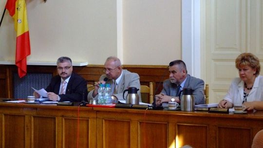 Sierpniowe obradowanie w mieście