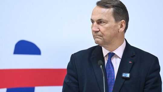 Sikorski: w przestrzeni medialnej Europy Zachodniej historia naszego regionu nie jest dobrze znana