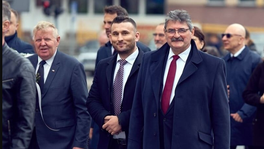 Skandal w tomaszowskim szpitalu. G. Glimasiński prokurentem za 19 tys. zł miesięcznie