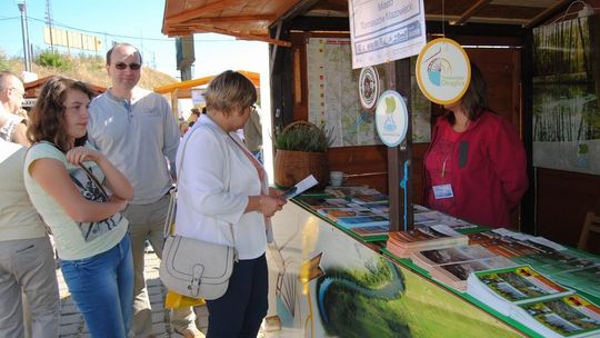 Skansen Rzeki Pilicy: Promocja za miedzą