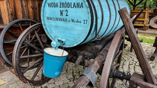 Skarby tomaszowskich placówek: beczkowóz