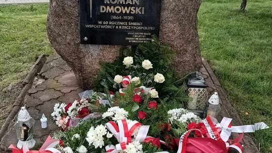 Skwer Dmowskiego powinien się zazielenić