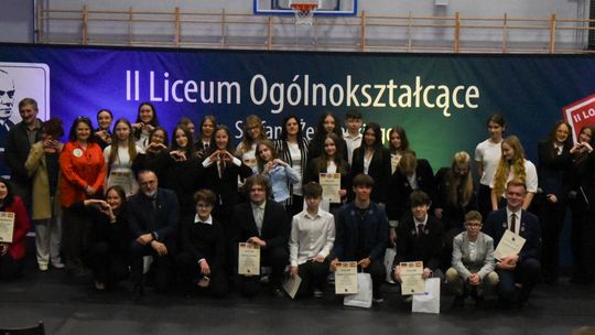 Słowo, które buduje. XIV Powiatowy Konkurs Recytatorski w Językach Obcych rozstrzygnięty