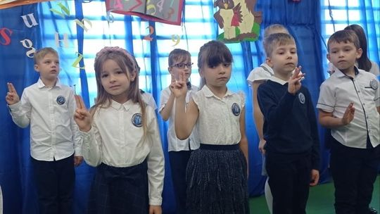 Ślubowanie uczniów klas pierwszych w SP nr 6 