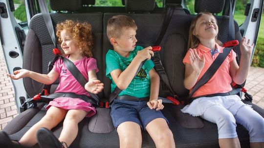 Smart Kid Belt zamiast fotelika do samochodu dla dziecka 