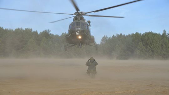 Śmigłowce nad skałami Jury. 7. Batalion Kawalerii Powietrznej na poligonie marzeń