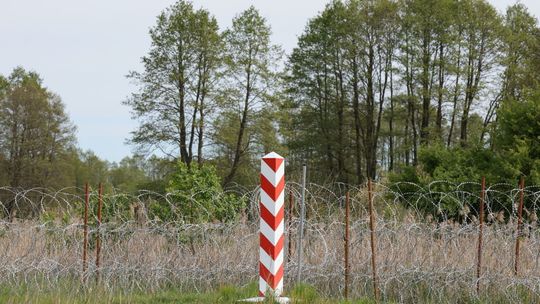 Sondaż: 64,3 proc. badanych za budową umocnień na granicy z Rosją i Białorusią, 16,5 proc. przeciw