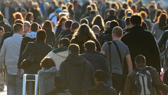 Sondaż IBRiS dla PAP: ponad 63 proc. badanych obawia się zagrożenia dla istnienia państwa