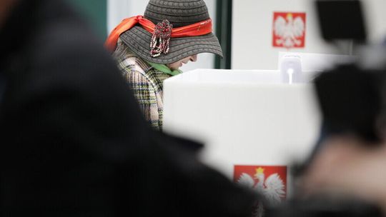 Sondaż IBRiS dla Polskiego Radia 24: druga tura wyborów prezydenckich minimalnie dla Trzaskowskiego