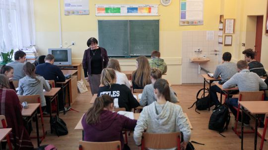 Sondaż IBRiS dla Radia Zet: Polacy przeciwko zniesieniu oceny z zachowania