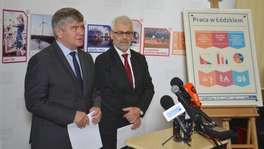 Spada poziom bezrobocia