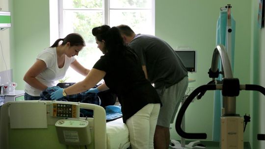 Specjalista medycyny paliatywnej: umieranie to ostatni etap rozwoju