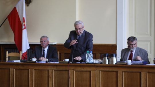Sprzedajemy i wydzierżawiamy