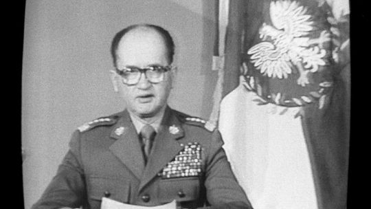 Stan wojenny był wymierzony w opozycję i „Solidarność”: tysiące żołnierzy, milicjantów i czołgi na ulicach