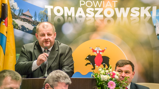 Starosta Węgrzynowski lekką ręką wydaje 40 tysięcy miesięcznie na prawników