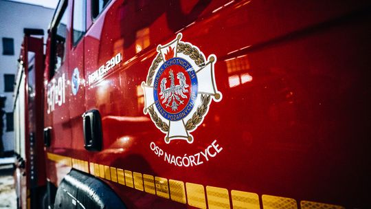 Strażacy z OSP z nowymi samochodami