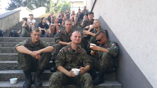 Strzelcy na Marszu Szlakiem I Kompanii Kadrowej