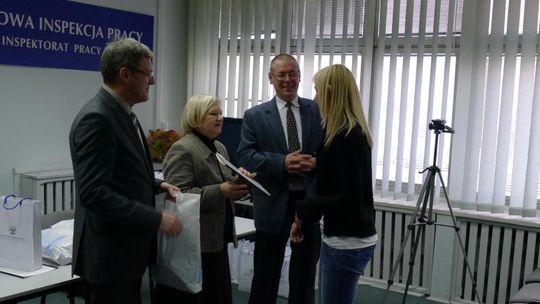Sukces uczennicy ZSP nr 3 w Międzyszkolnym Konkursie Plastycznym "Kultura Bezpieczeństwa".