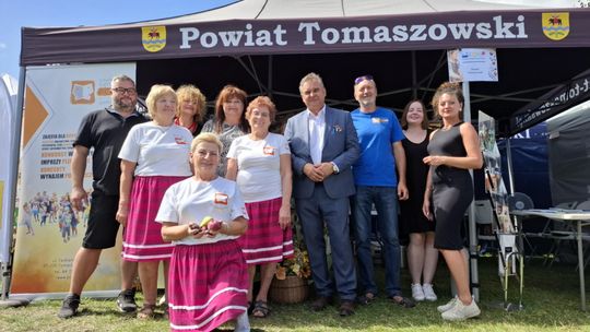Święto plonów w sercu Łódzkiego – Powiat Tomaszowski na Dożynkach Województwa Łódzkiego
