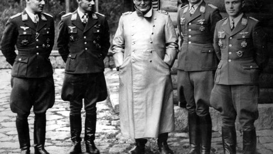 Szczątki ludzkie odkryli badacze historii w dawnym domu Goeringa w Wilczym Szańcu
