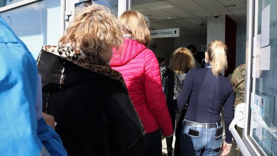 Szczepienia w tomaszowskiej Arenie