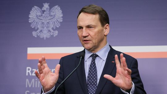 Szef MSZ: Ukraina nie walczy sama; stoją za nią państwa europejskie, stoi NATO, stoi Polska