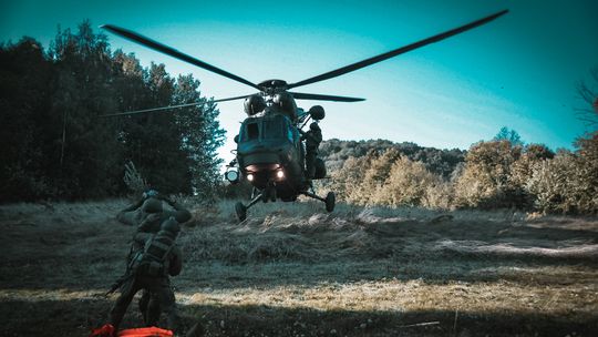 Szkolenie z ratownictwa wysokogórskiego. Żołnierze 25 BKPow i ratownicy GOPR na jednej linie
