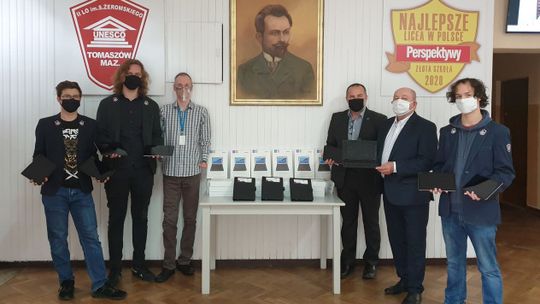 Szkolne Pakiety Multimedialne OSE w II LO