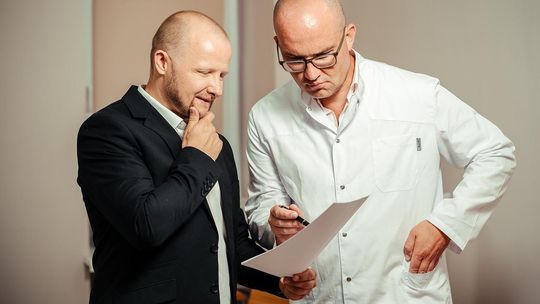 Szukają oszczędności kosztem pacjentów. Rozdawnictwo kosztem naprawdę potrzebujących 