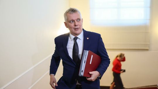 T.Siemoniak: we wszystkich służbach trwa intensywny audyt dotyczący nielegalnej inwigilacji