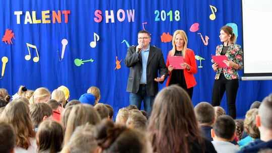 "Talent Show" w "Ósemce"
