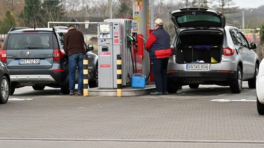 Tańsze paliwo w Polsce przyciąga kierowców z Berlina i Brandenburgii