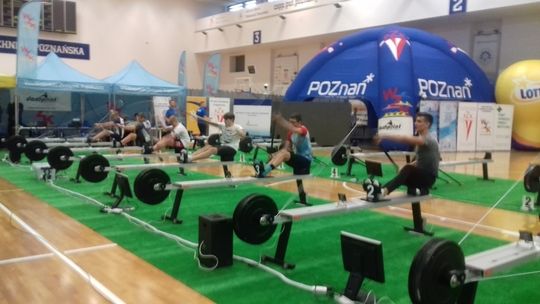 Tomaszowscy kajakarze z Wikinga rozpoczęli sezon startowy na - Hali sportowej