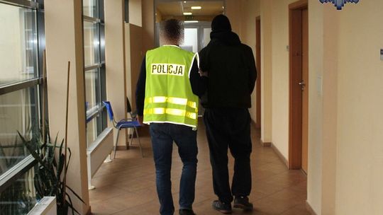 Tomaszowscy kryminalni zatrzymali sprawców kradzieży