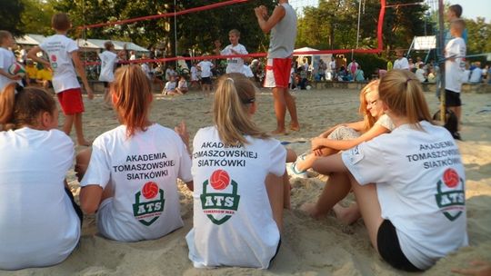 Tomaszowska siatkówka na pikniku...
