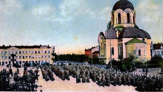 Tomaszowski Plac Kościuszki w fotografii archiwalnej