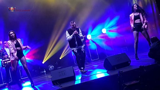 Tomaszowskie gwiazdy na żywo w Arenie Lodowej