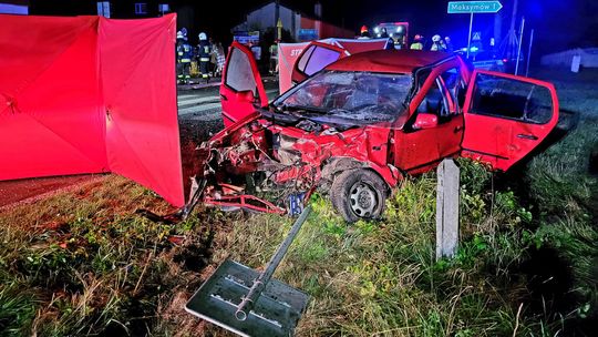Tragedia w Wygodzie. Nocne zderzenie. Jedna osoba nie żyje.