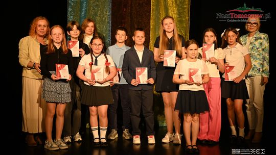 Trwa 45. Tomaszowski Mały Konkurs Recytatorski. Za młodymi artystami pierwszy dzień zmagań