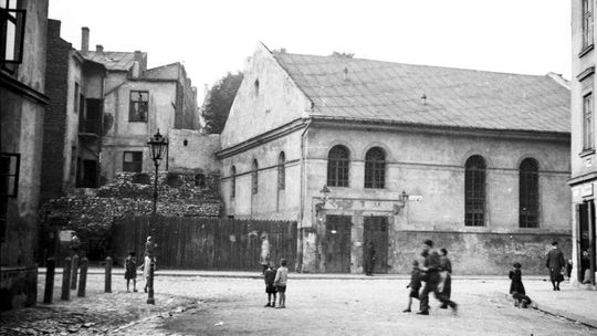 Trzy miesiące po wojnie w Krakowie doszło do pogromu. Iskrą był krzyk harcerza: „Żydzi mnie mordują” (aktl.)