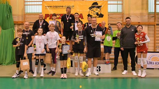 Turniej siatkówki rodzinnej „Mama, Tata, Ja i siata” za nami