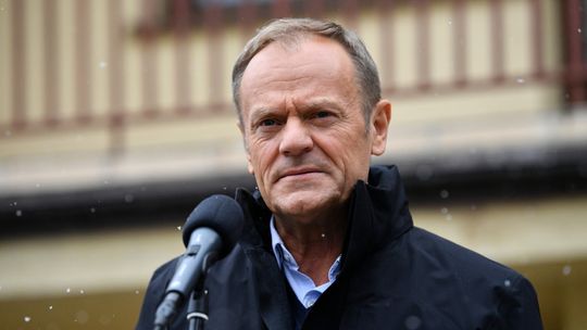 Tusk proponuje 20-proc. podwyżki dla pracowników "budżetówki"
