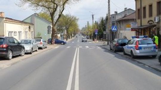 Tylko otworzyła drzwi