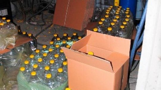 Tysiące litrów nielegalnego alkoholu